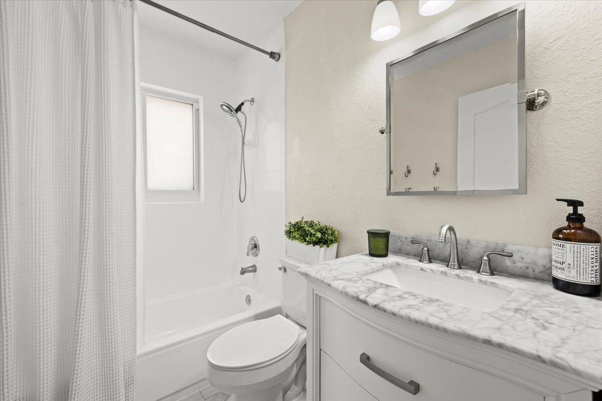 Serenity Pointe - Residential