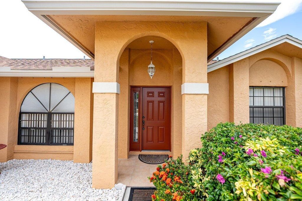 Photo of 2440 SE Toledo Avenue, Port Saint Lucie, FL 34952 (MLS # R11114529)