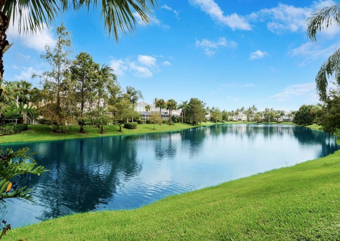 CATALINA LAKES - Residential Lease