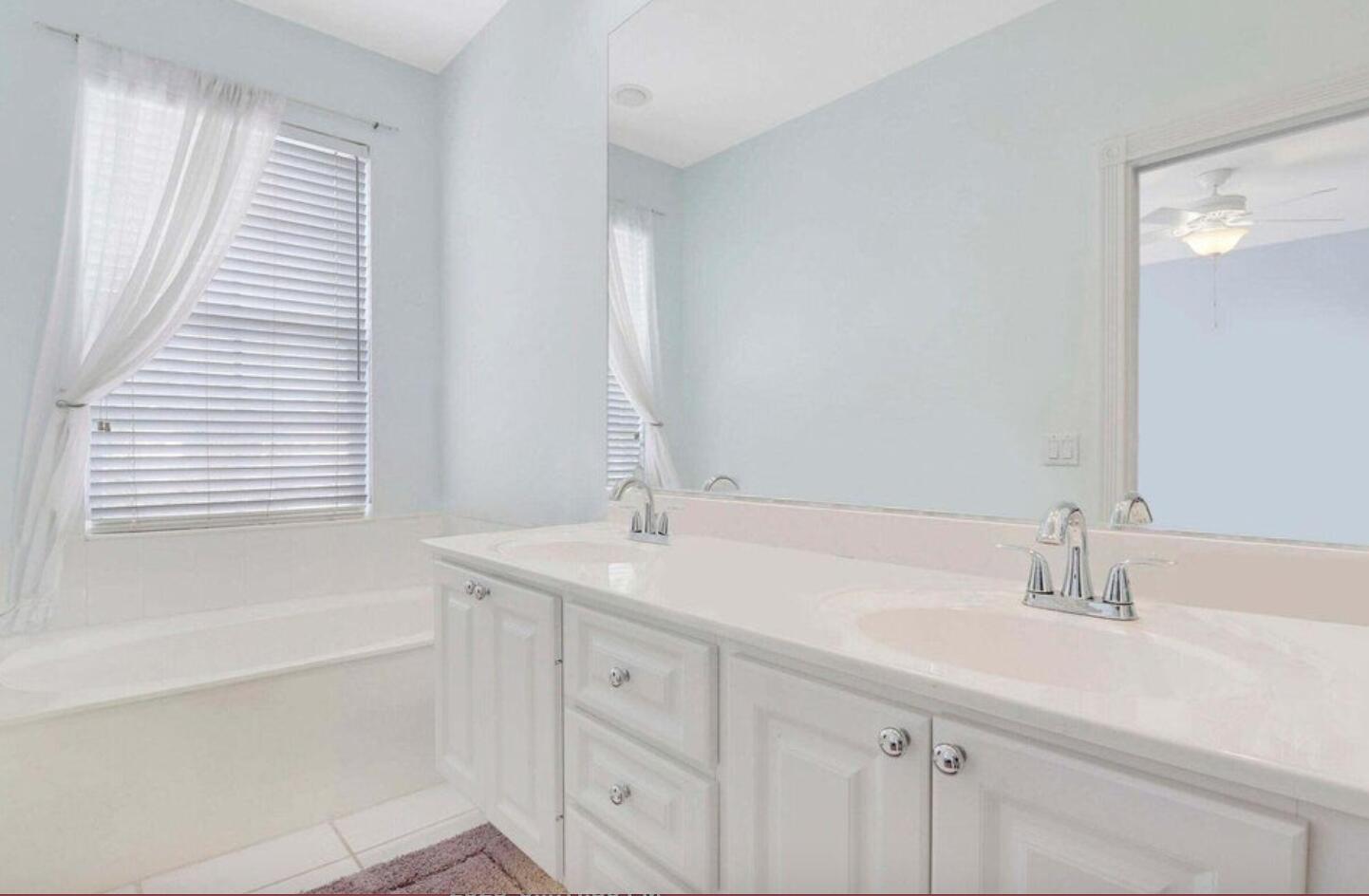 CATALINA LAKES - Residential Lease