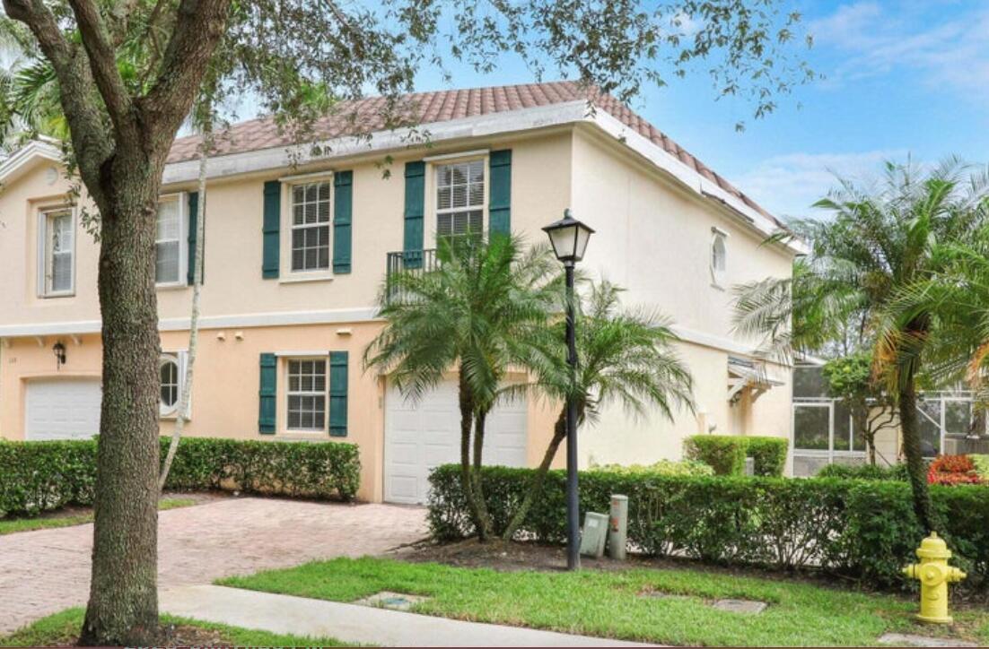 CATALINA LAKES - Residential Lease