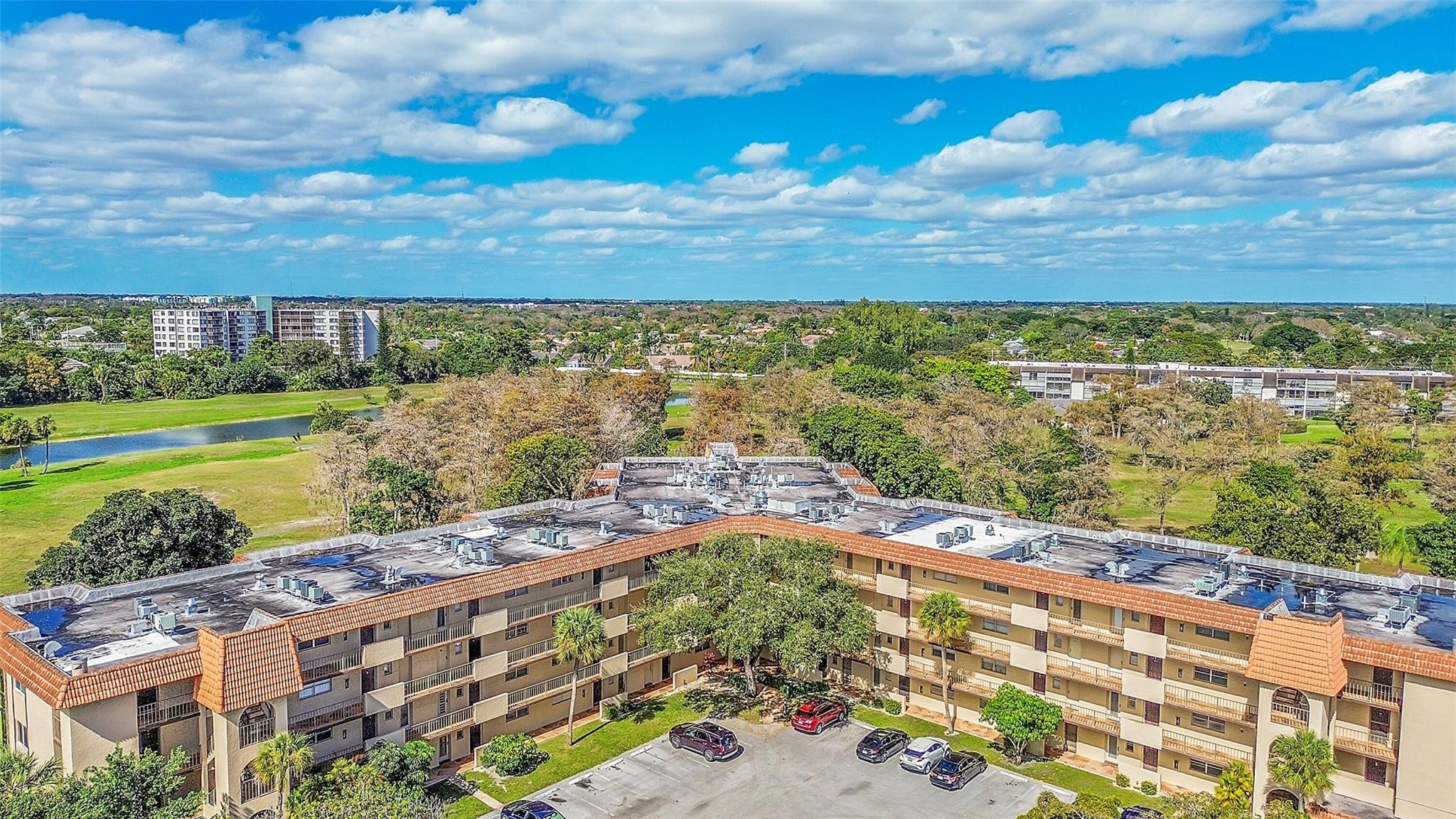 INVERRARY COUNTRY CLUB - Residential