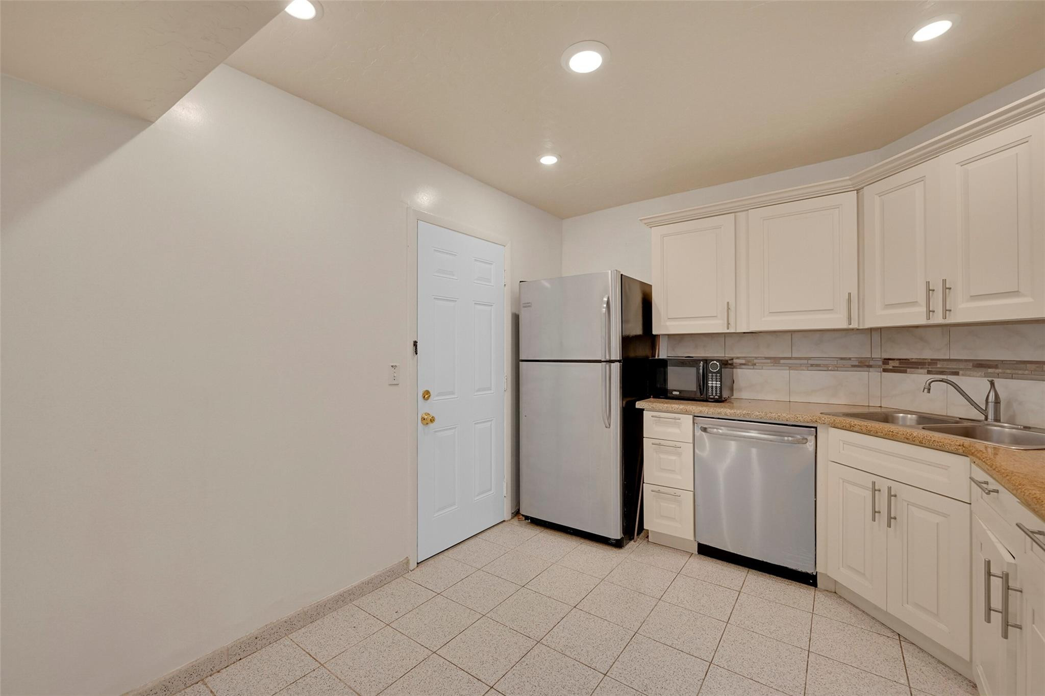 INVERRARY COUNTRY CLUB - Residential