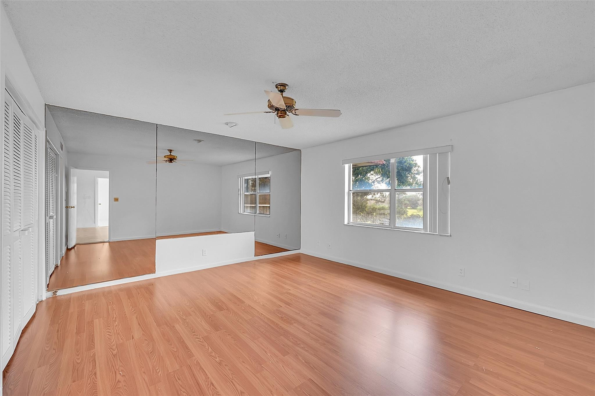 INVERRARY COUNTRY CLUB - Residential