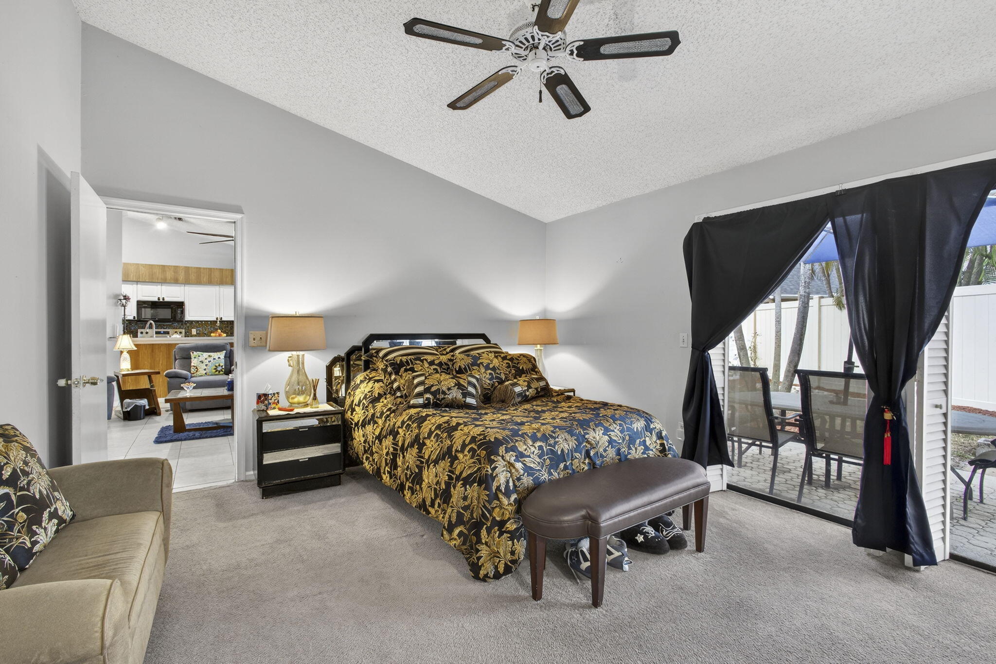 MEADOWLAND COVE 1 OF WELLINGTON - Residential