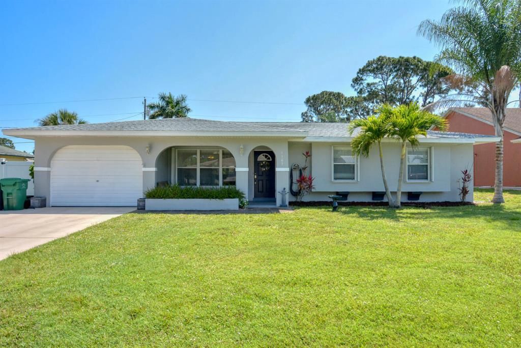 Photo of 1167 SE Proctor Lane, Port Saint Lucie, FL 34953 (MLS # R10800781)