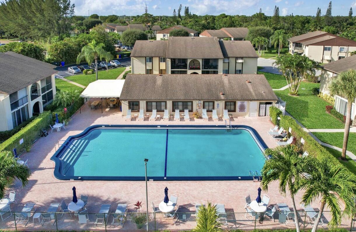 LA PINATA CONDO - Residential