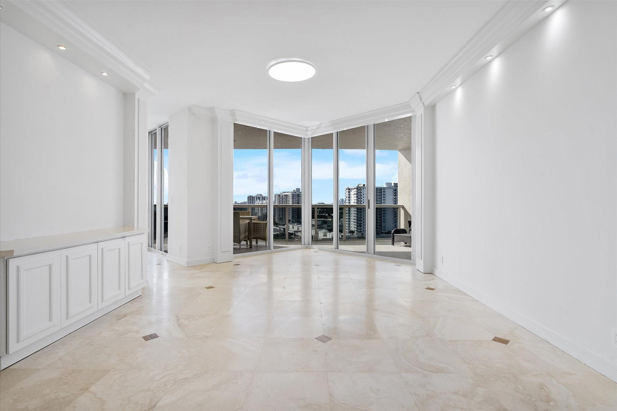 L'HERMITAGE - Residential