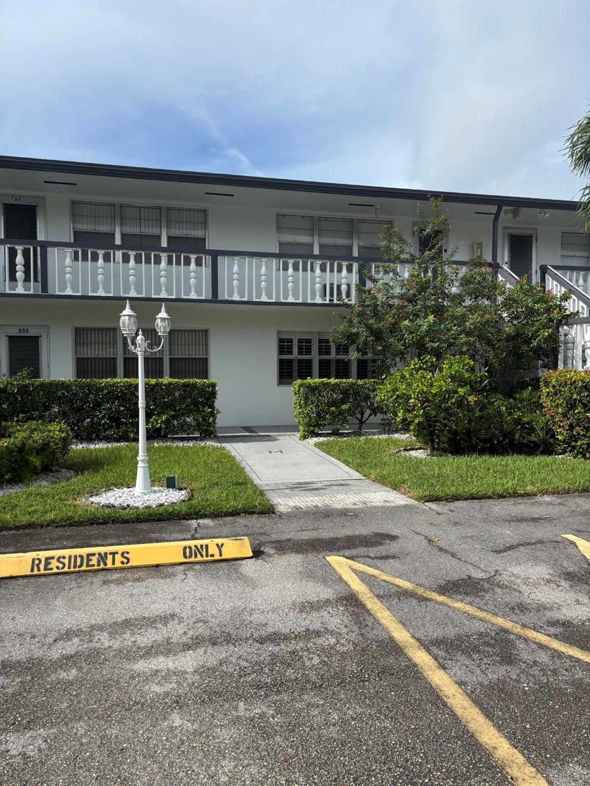 CHATHAM CONDOS - Residential