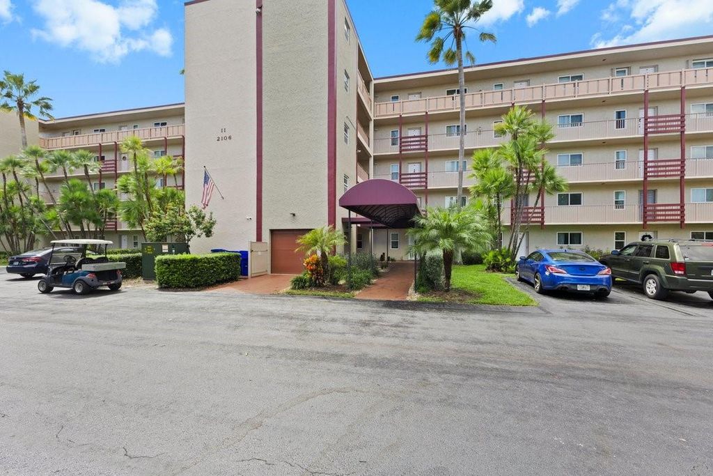 Photo of 2106 S Cypress Bend Drive #506, Pompano Beach, FL 33069 (MLS # F10529900)