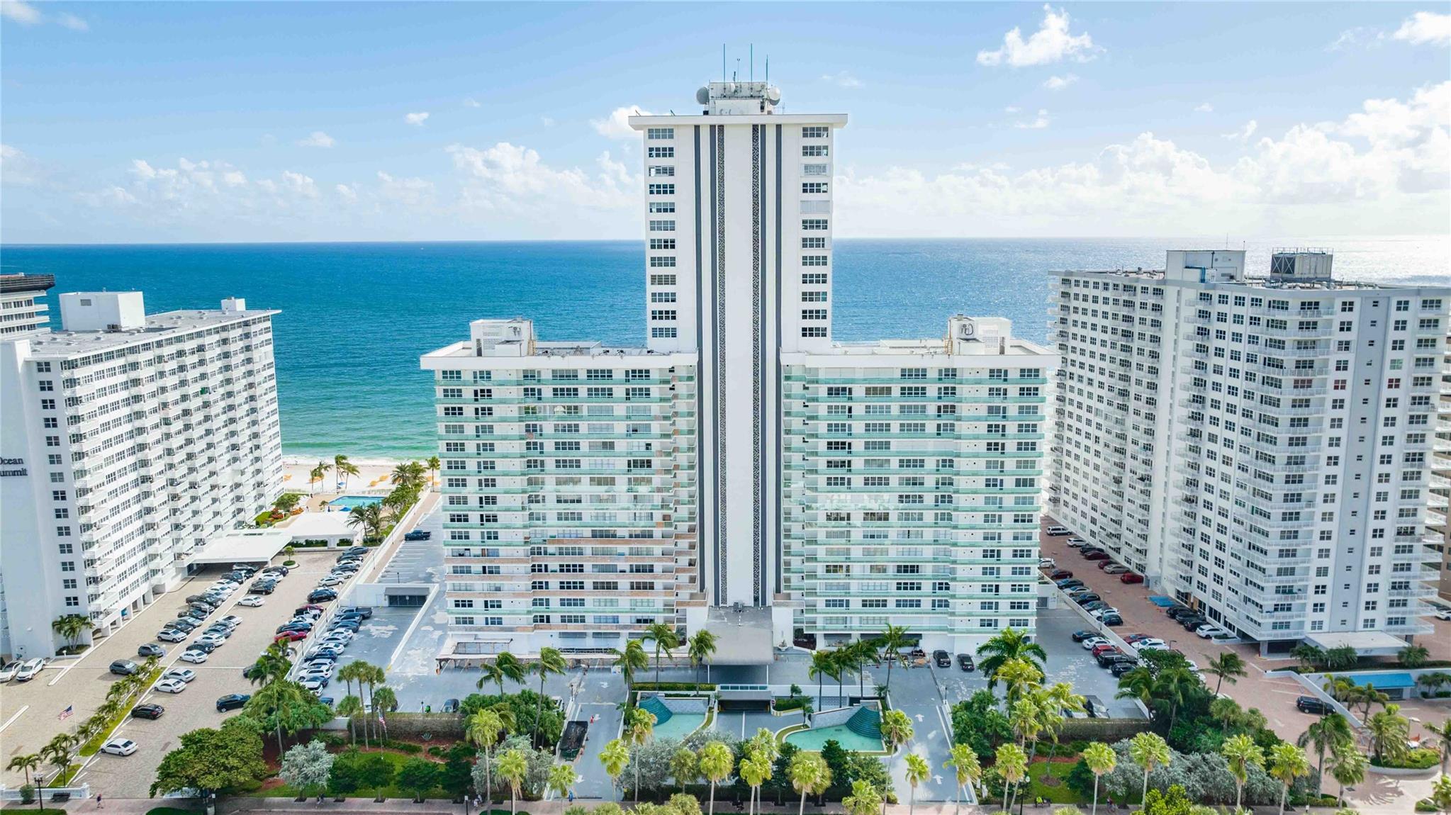 The Galt Ocean Mile – Oceanfront Living at Its Finest!
Spacious 2 bedroom / 2 bathroom unit with 1,435 sq. ft. under air. Enjoy stunning ocean views and sunrises from the oversized glass balcony. Split bedroom floor plan with tile flooring throughout and wood laminate in bedrooms. Primary suite includes shower/tub combo; second bedroom features walk-in shower.
Updated kitchen with white cabinetry. Washer and dryer in unit. One assigned covered parking space.
Resort-style amenities include 3 modern gyms, oceanfront pool, party room, movie room, game room, billiards, and 400’ of deeded beach access. 24-hour security. Excellent location within walking distance to restaurants, shopping, groceries, and nightlife.