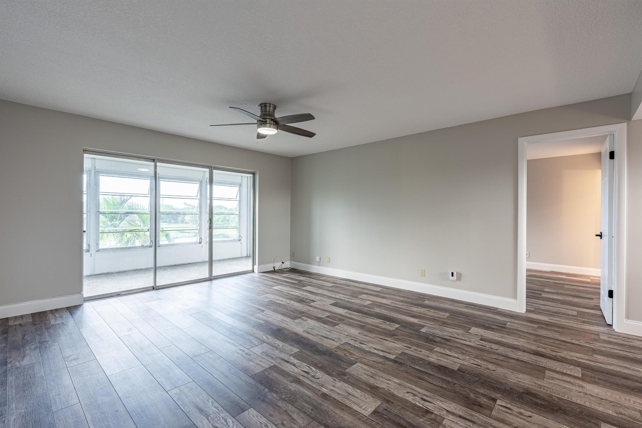 LAKESIDE VILLAGE CONDO 10 - Residential