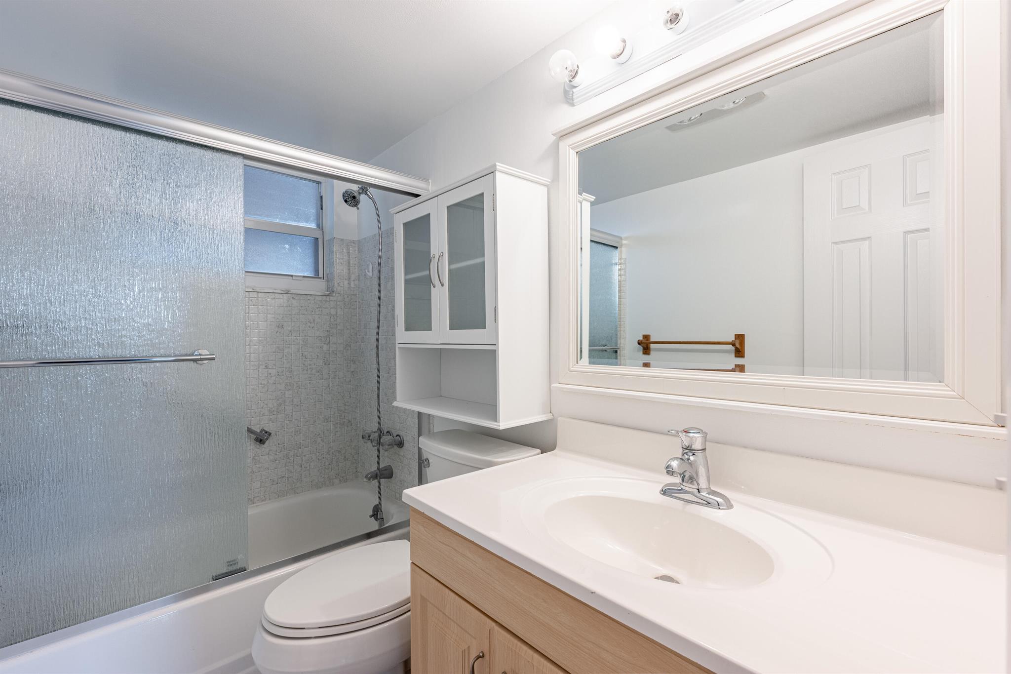 LAKESIDE VILLAGE CONDO 10 - Residential