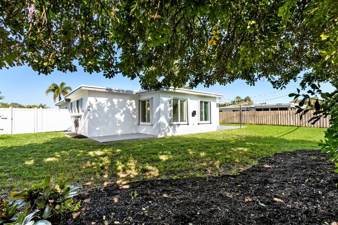 FLORESTA ESTATES - Residential