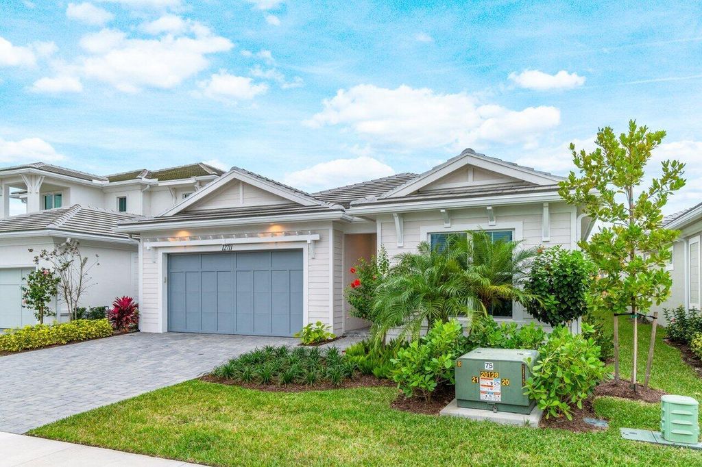 Photo of 12711 Nautilus Circle, Palm Beach Gardens, FL 33412 (MLS # R10949039)