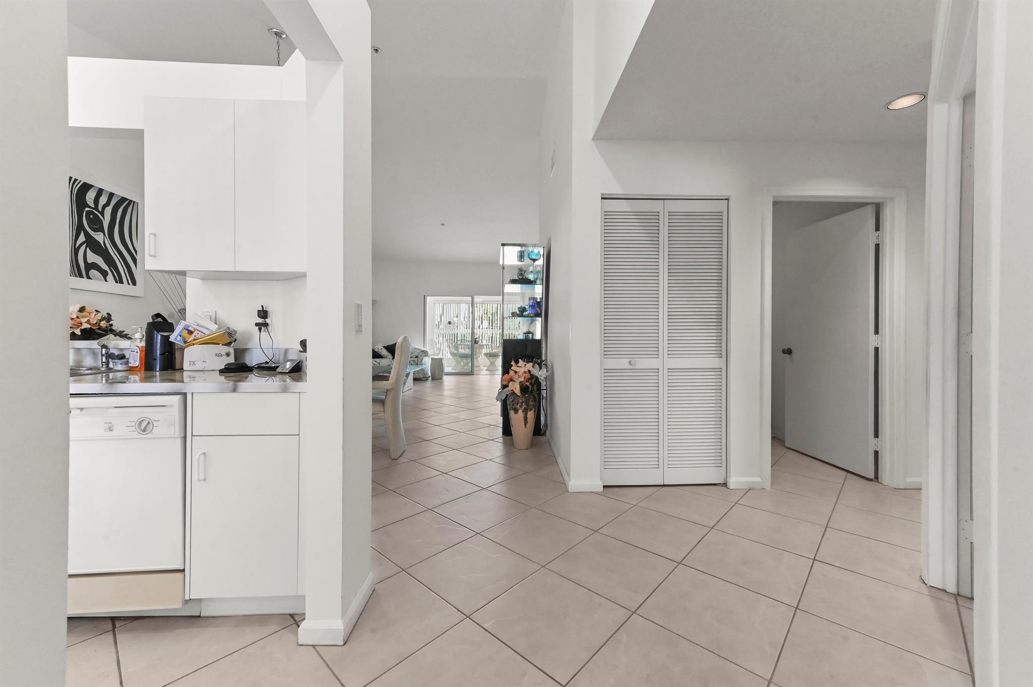 5952 Regal Glen Drive 207