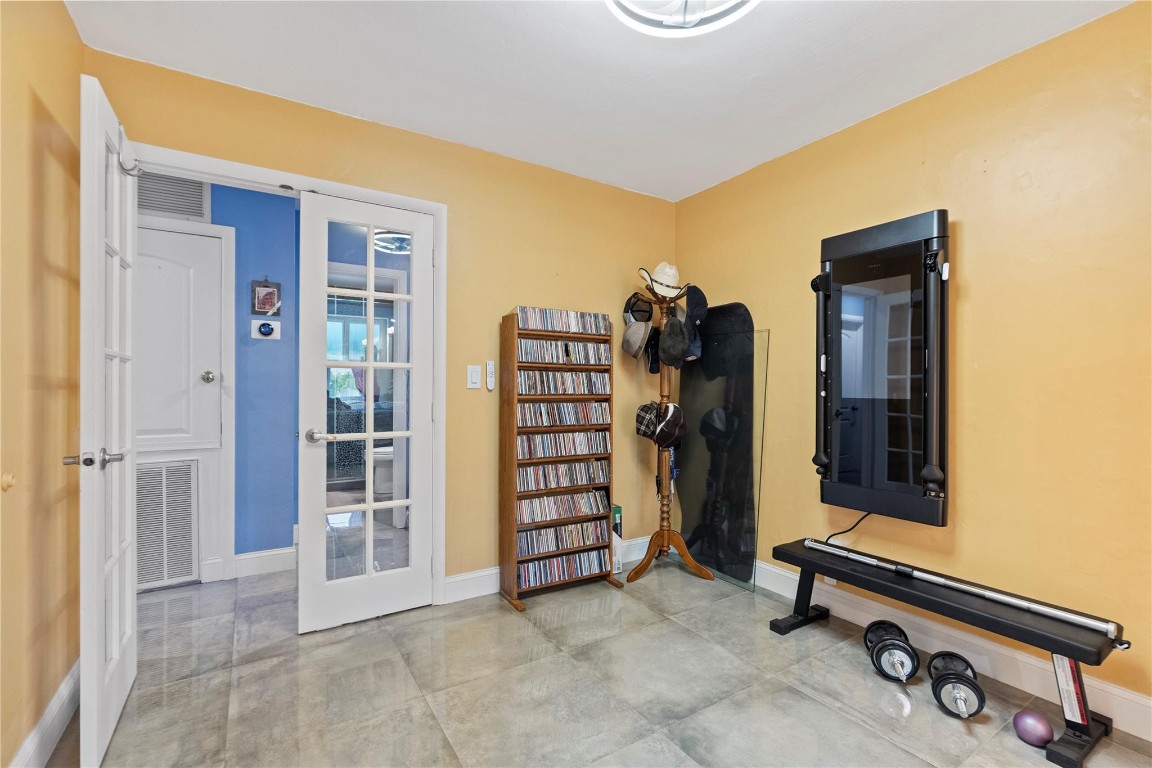 Babco Park 42-6 B - Residential