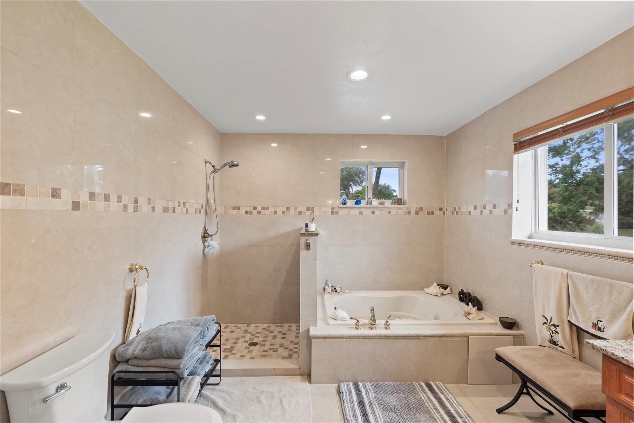 Babco Park 42-6 B - Residential