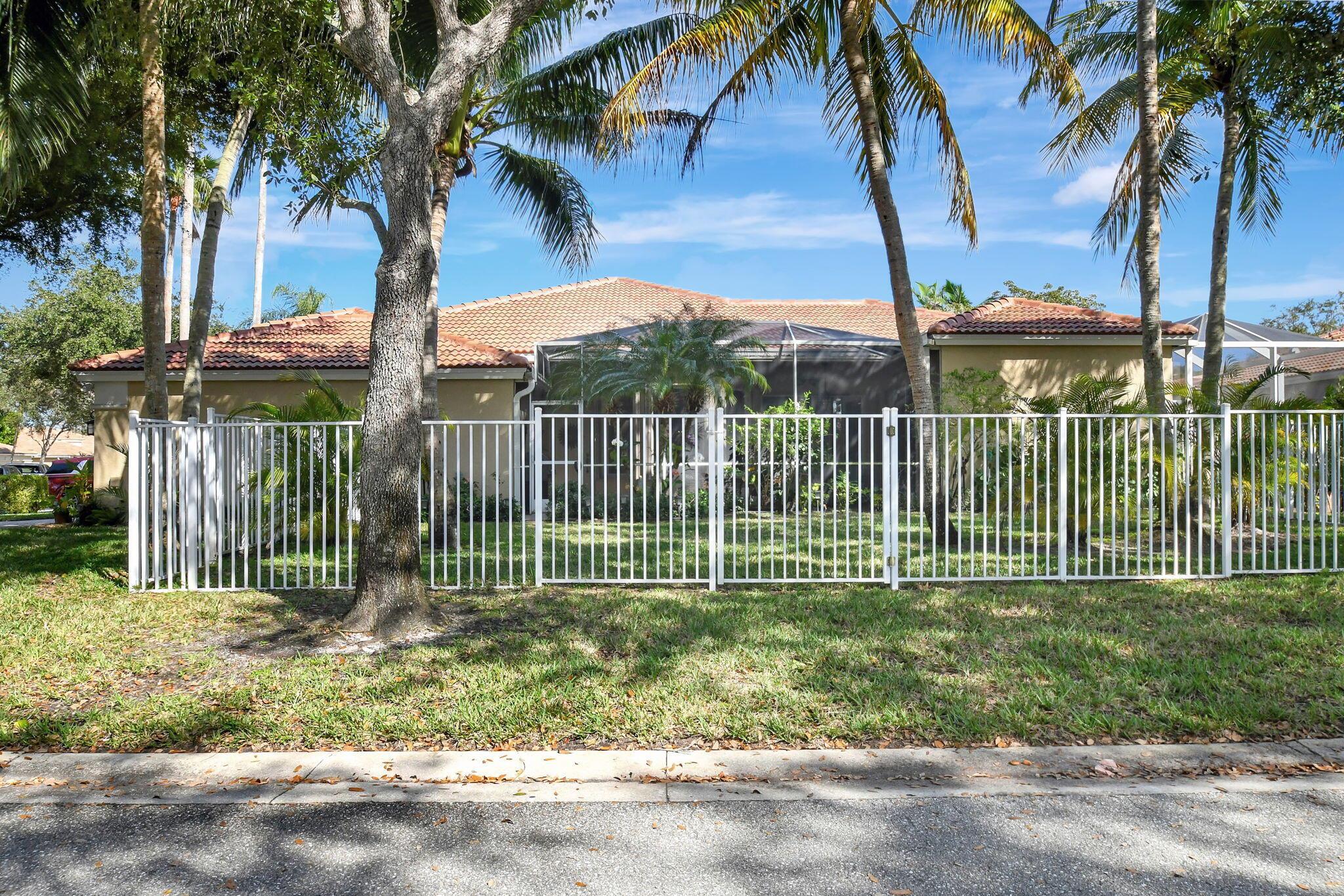 2434 Sandy Cay