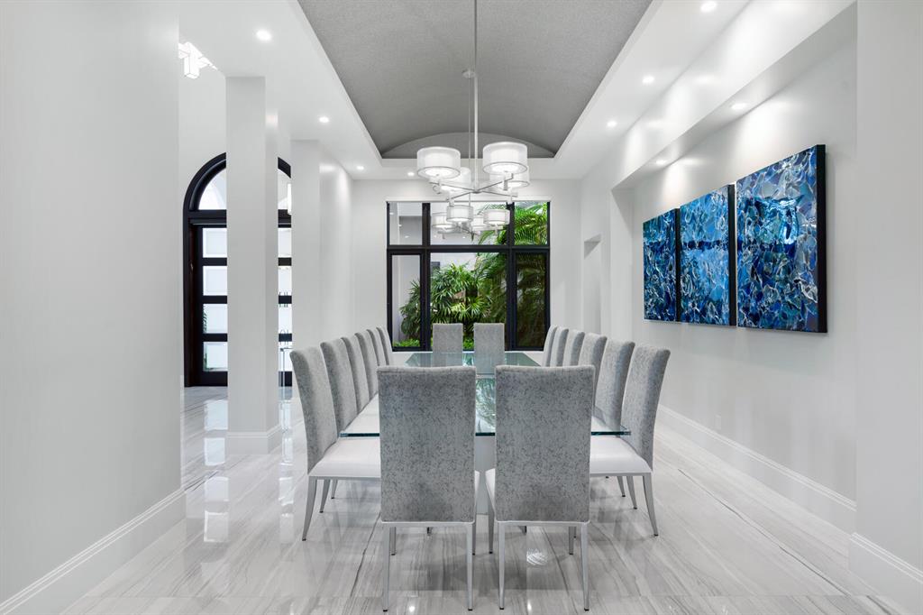 Bay Colony - Residential