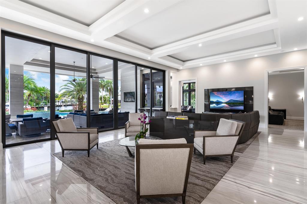 Bay Colony - Residential