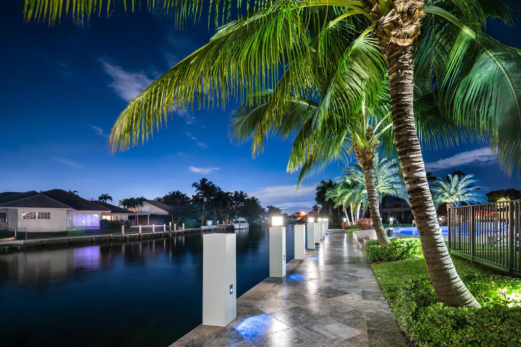 Bay Colony - Residential