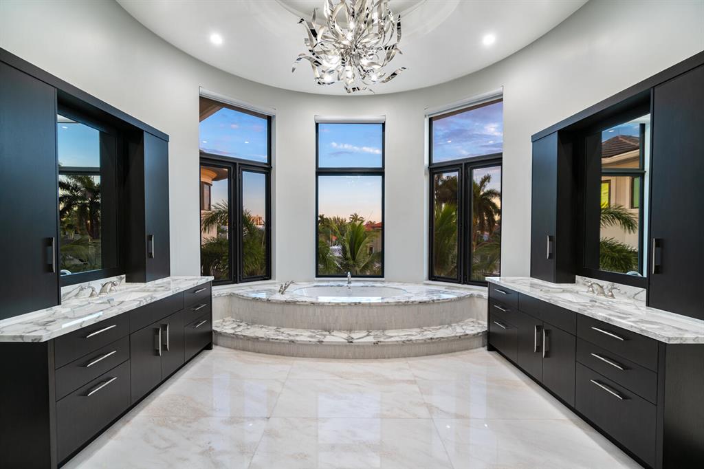 Bay Colony - Residential