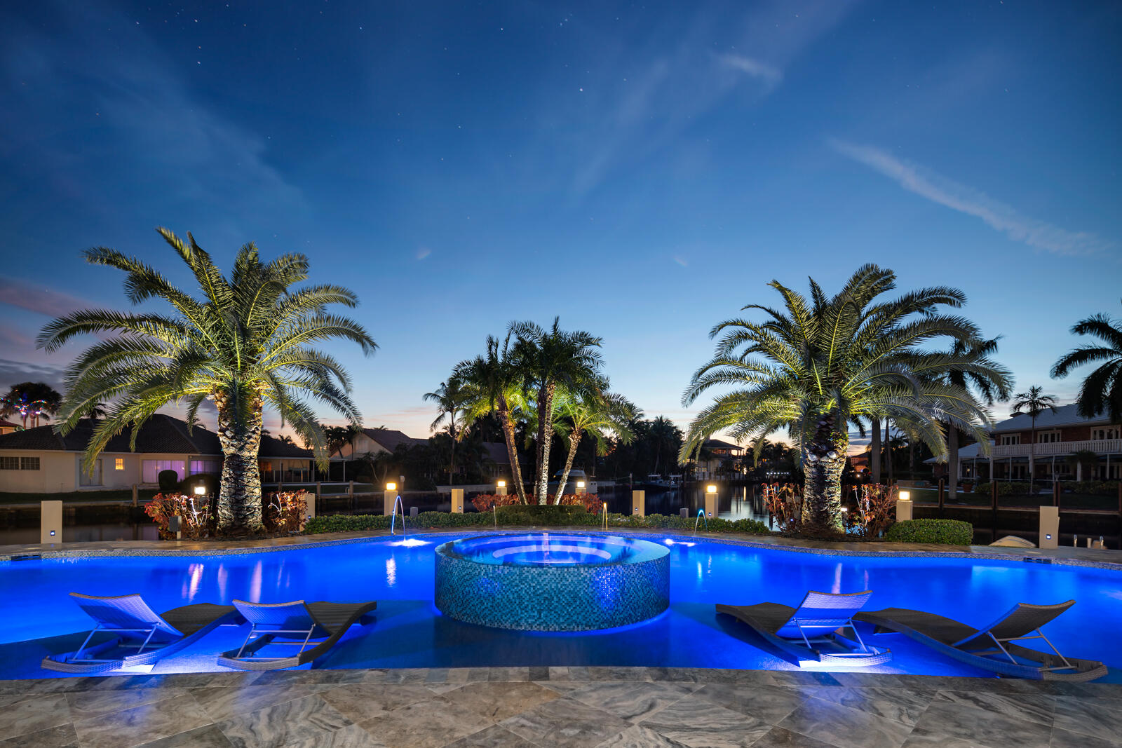 Bay Colony - Residential