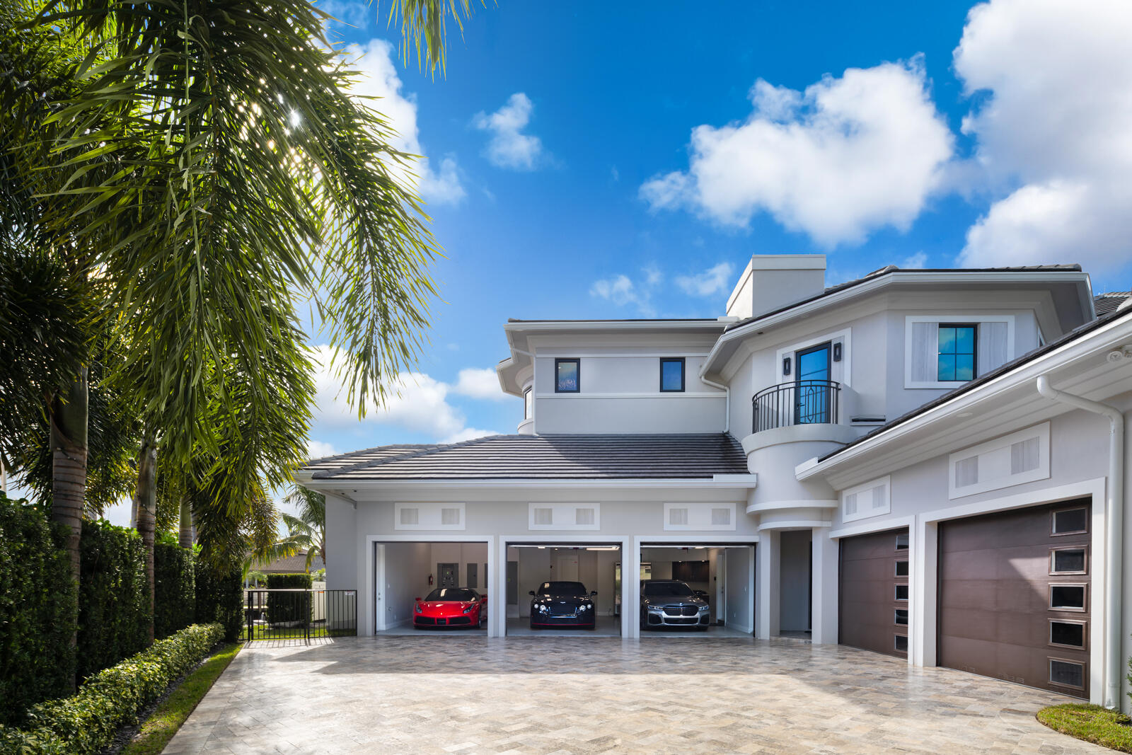 Bay Colony - Residential