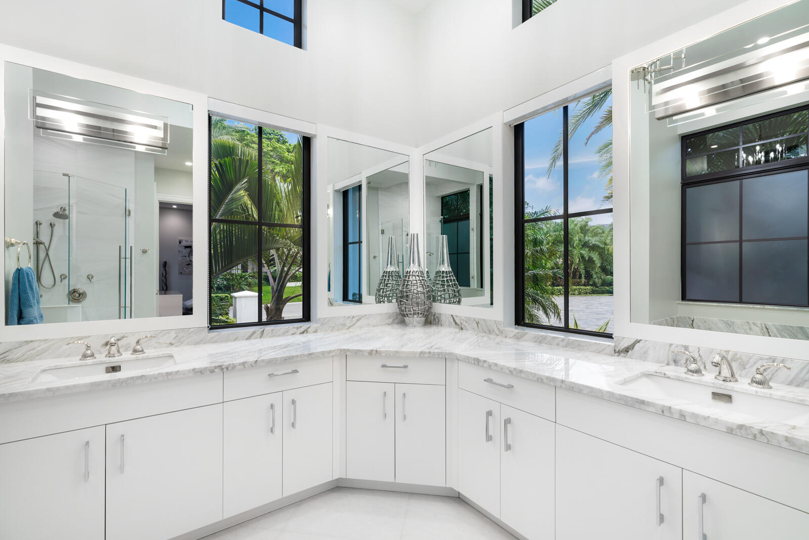 Bay Colony - Residential