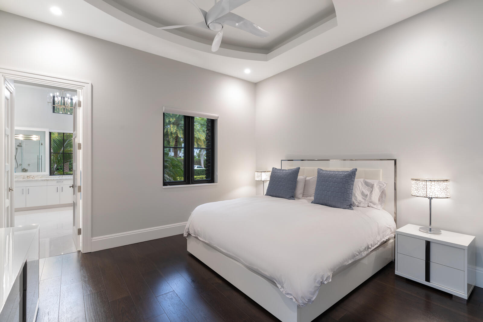 Bay Colony - Residential