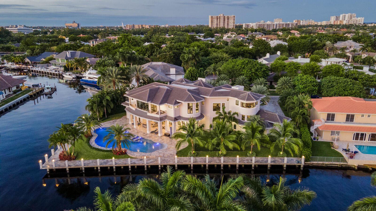 Bay Colony - Residential