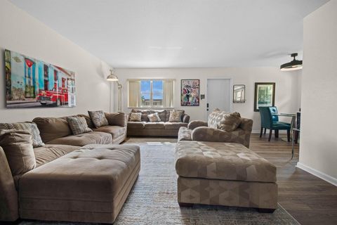 336 Brittany G Delray Beach FL 33446