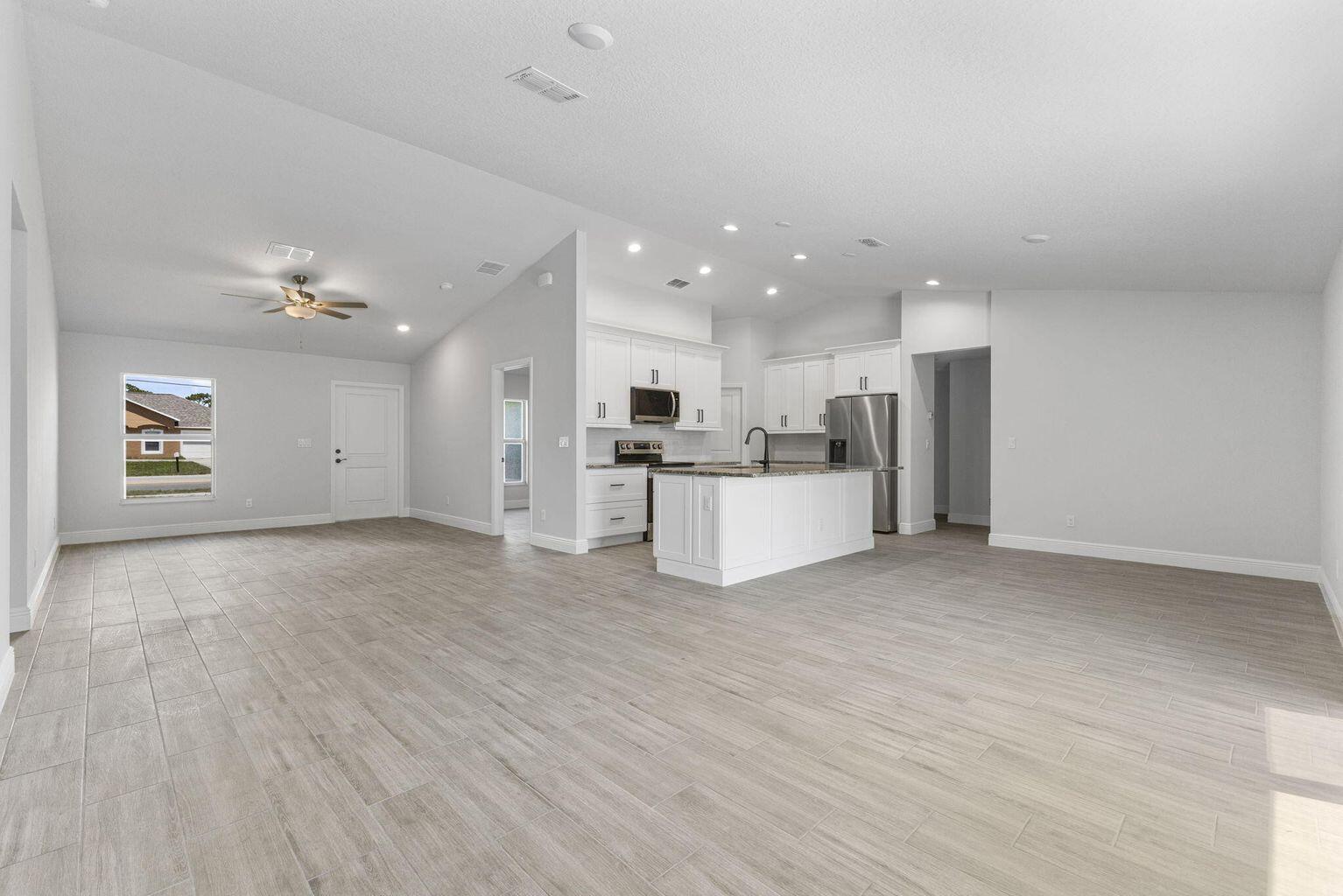 PORT ST LUCIE SECTION 13 - Residential