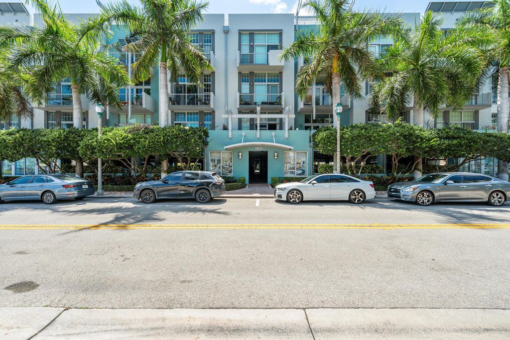 Photo of 180 NE 4th Avenue #201, Delray Beach, FL 33483 (MLS # R11088543)