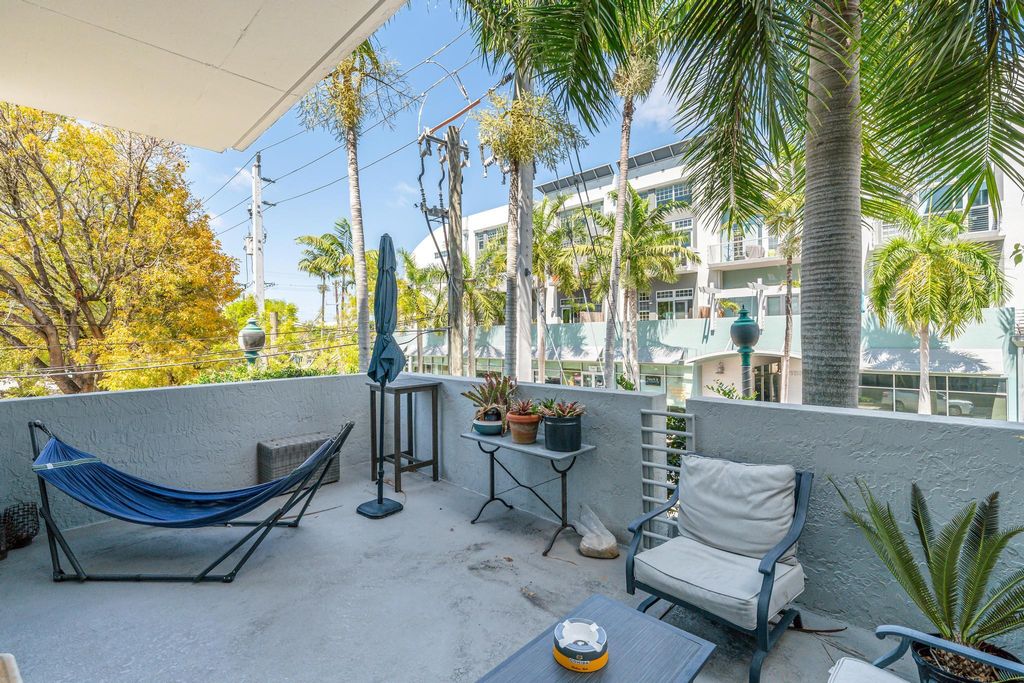 Photo of 180 NE 4th Avenue #201, Delray Beach, FL 33483 (MLS # R11088543)