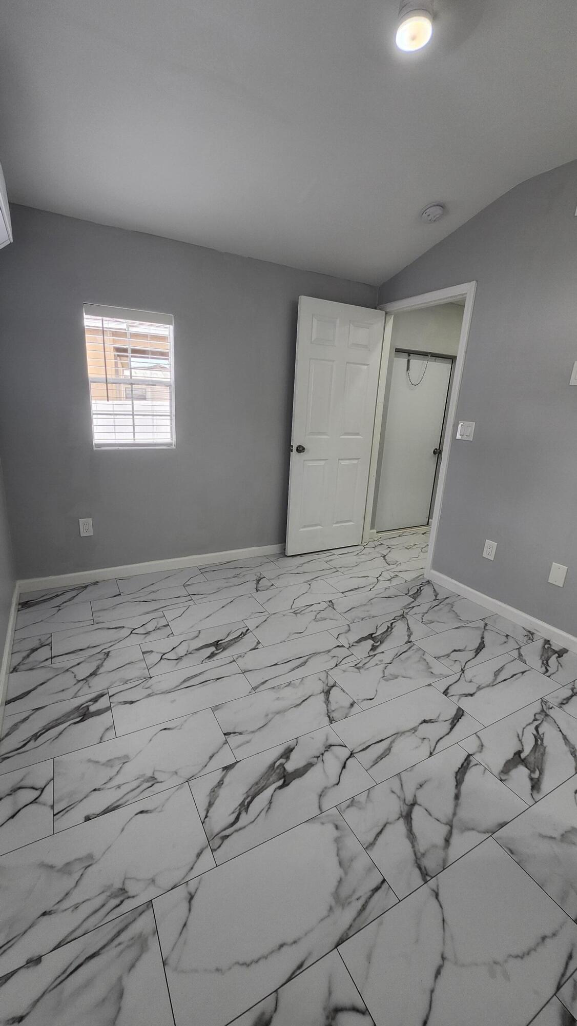 PORT ST LUCIE SECTION 25 - Residential Lease