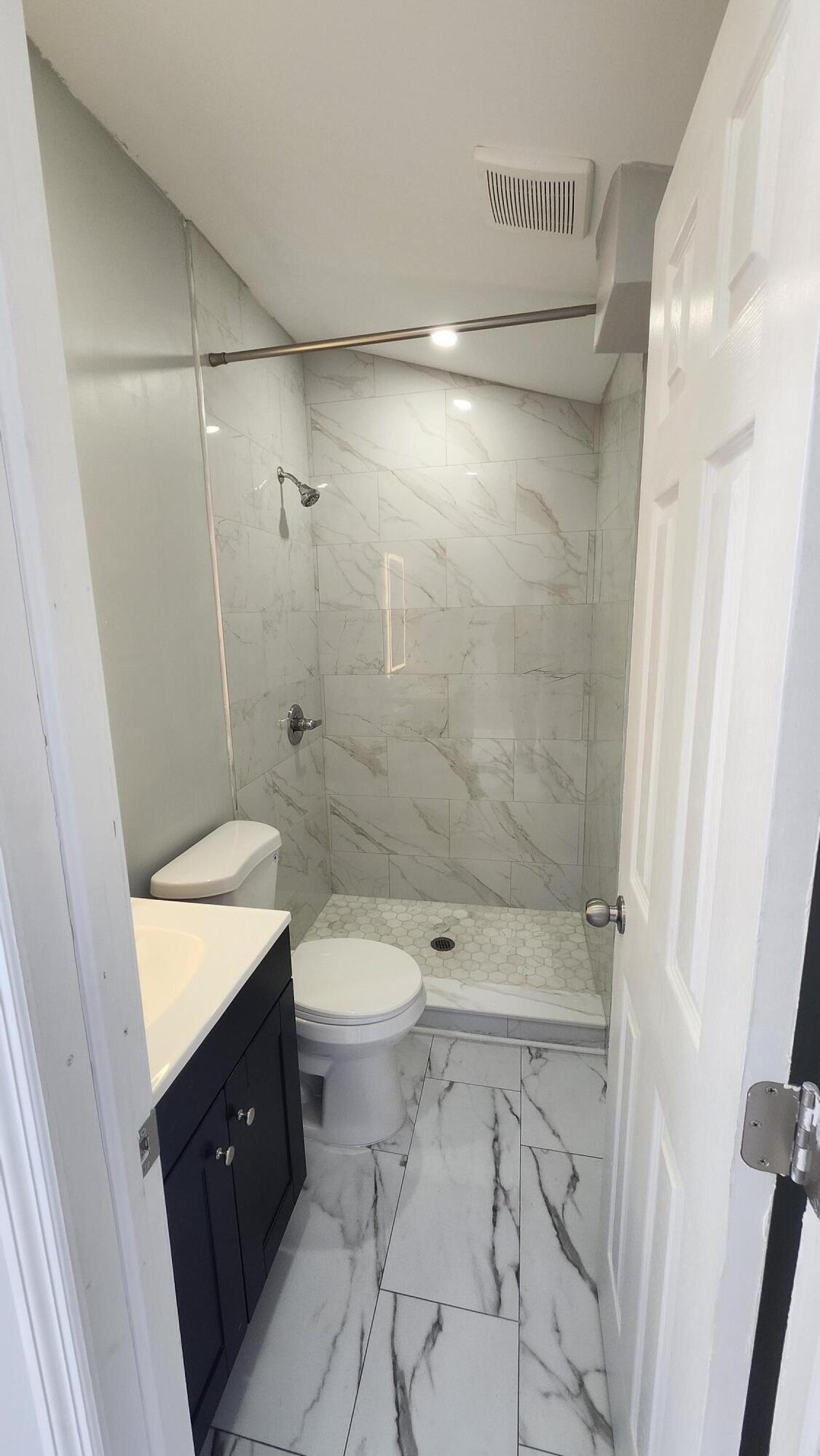 PORT ST LUCIE SECTION 25 - Residential Lease