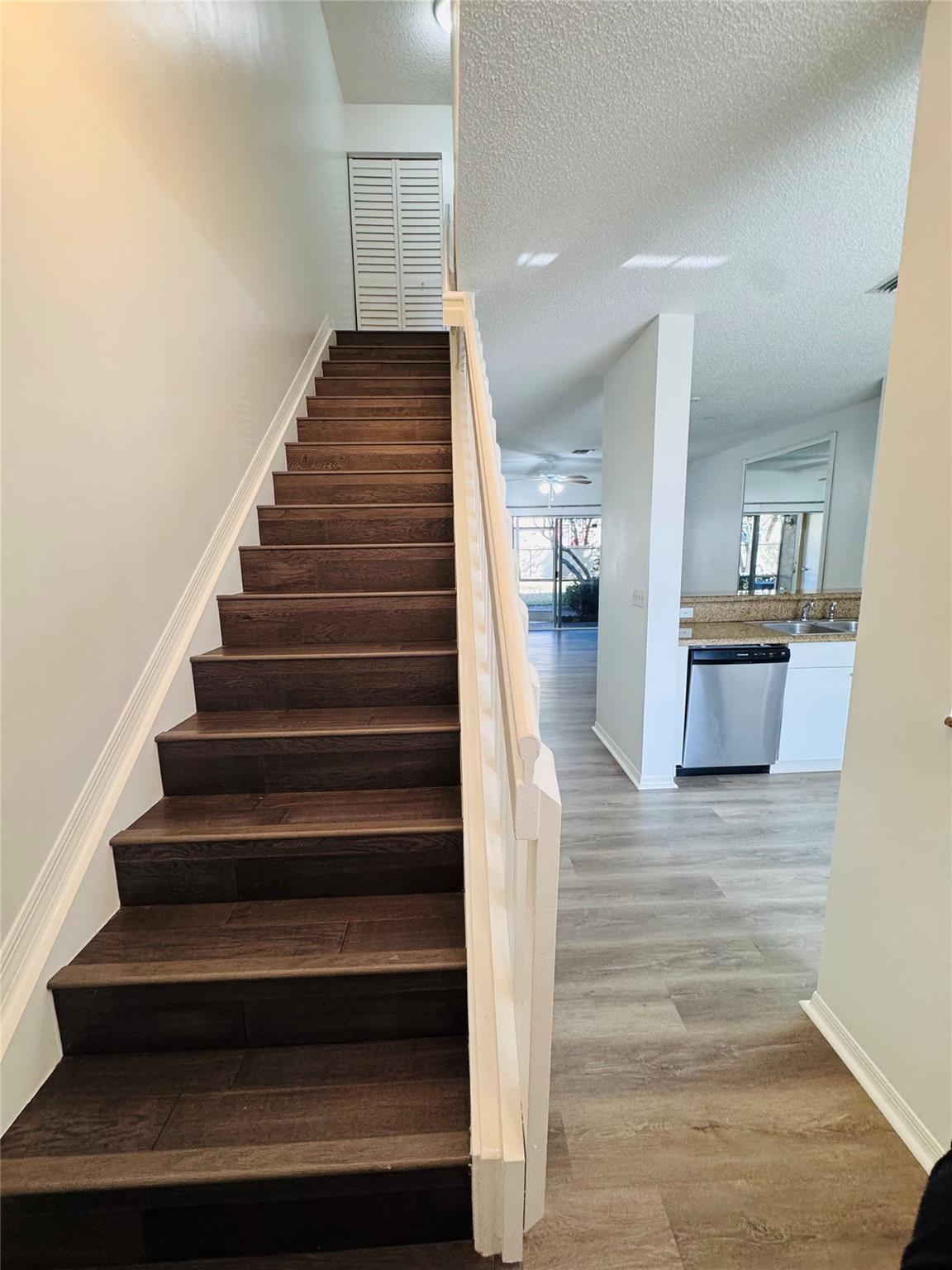 Nasher 159-42 B - Residential Lease