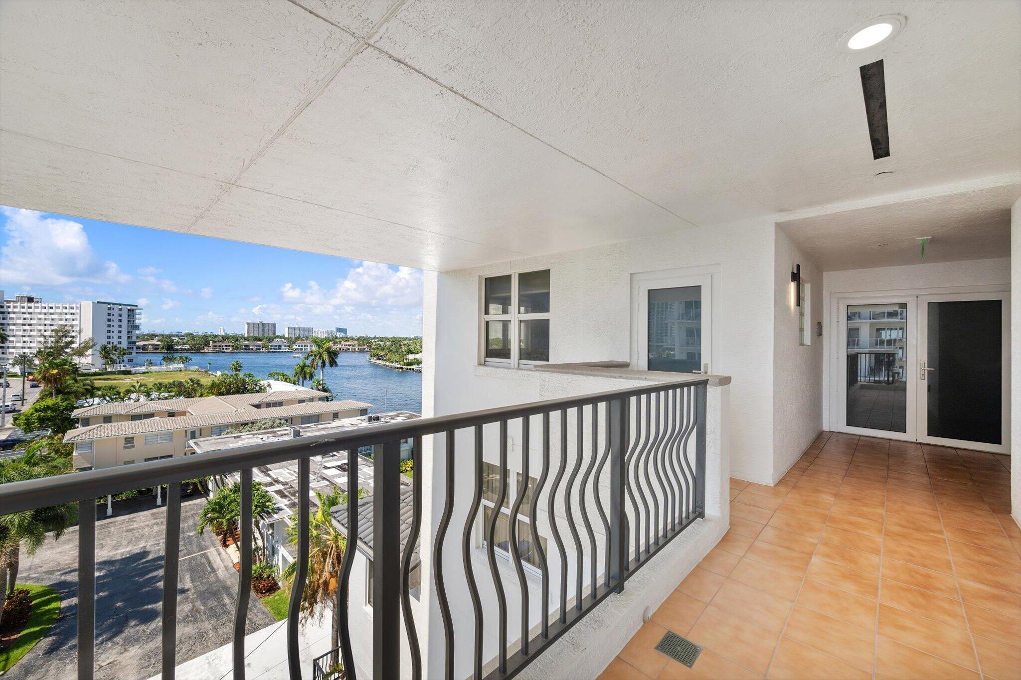 615 BAYSHORE Drive 603