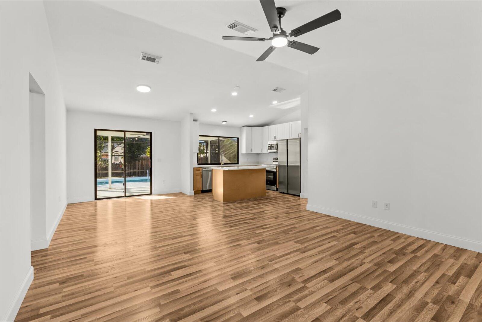 PORT ST LUCIE SECTION 4 - Residential