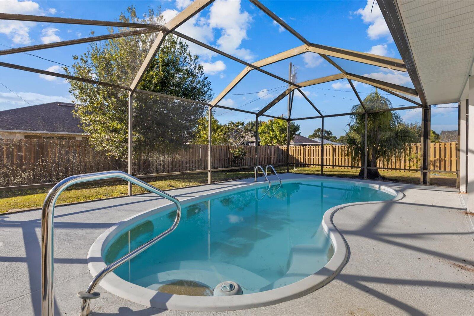 PORT ST LUCIE SECTION 4 - Residential