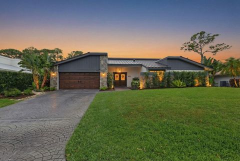 701 Lakewoode Circle Delray Beach FL 33445