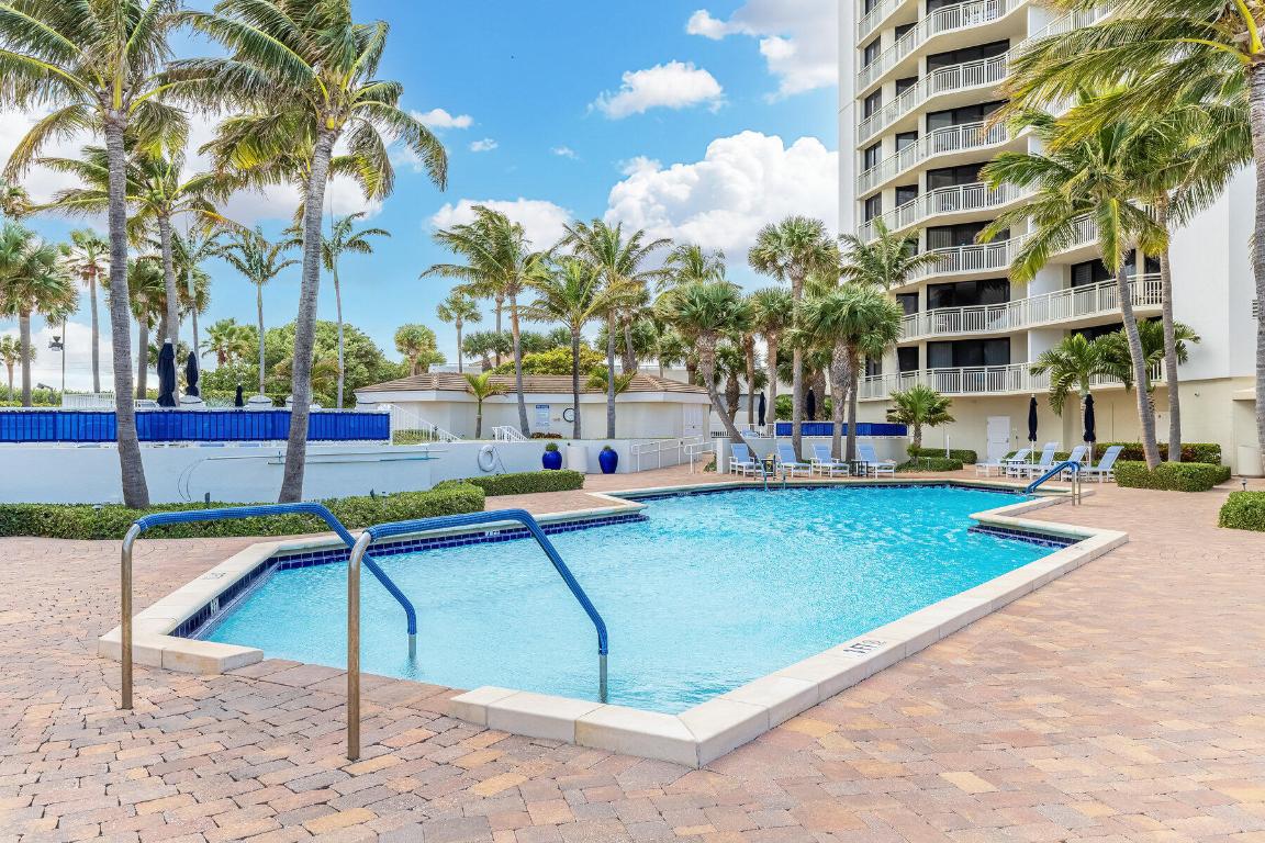 TIARA CONDO - Residential