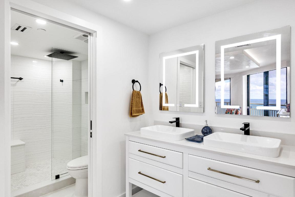 TIARA CONDO - Residential