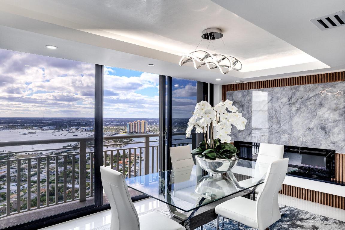 TIARA CONDO - Residential