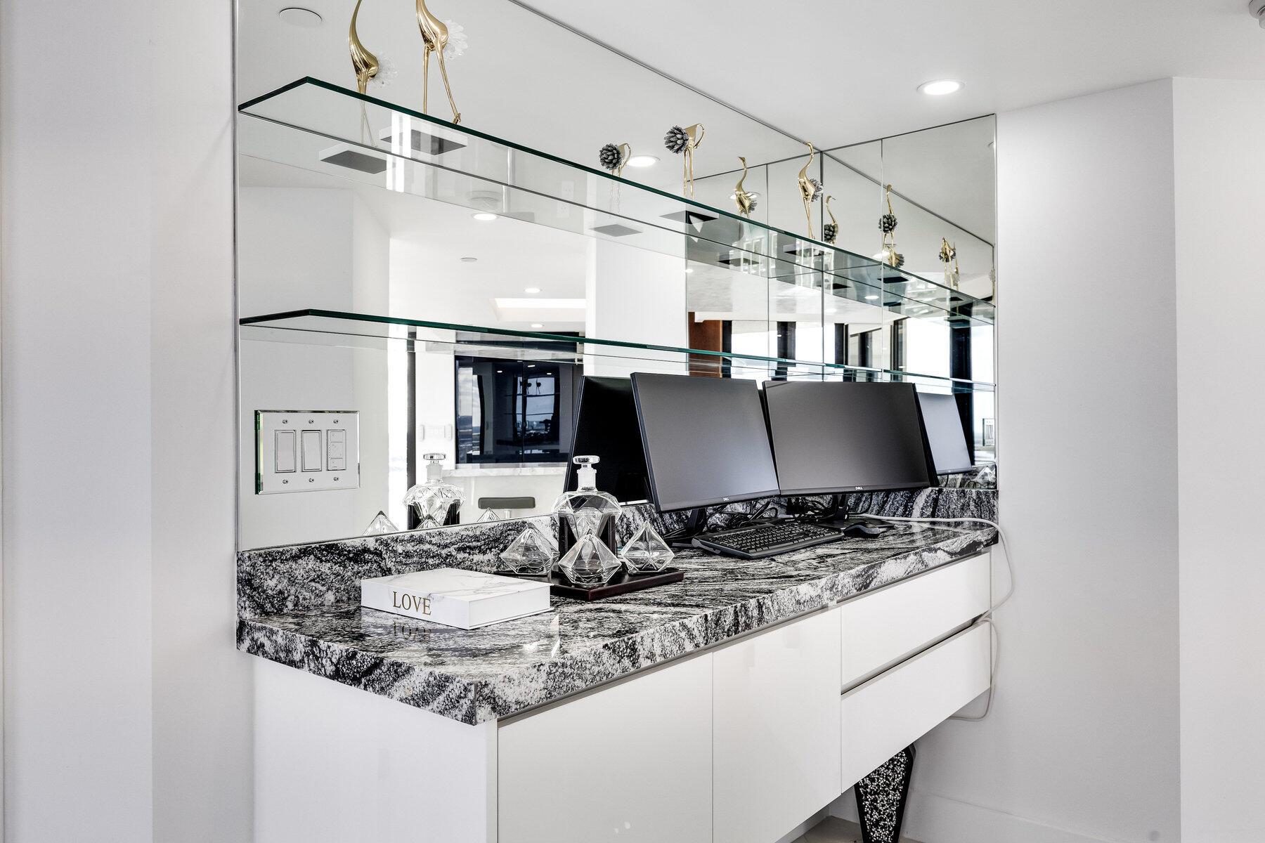 TIARA CONDO - Residential