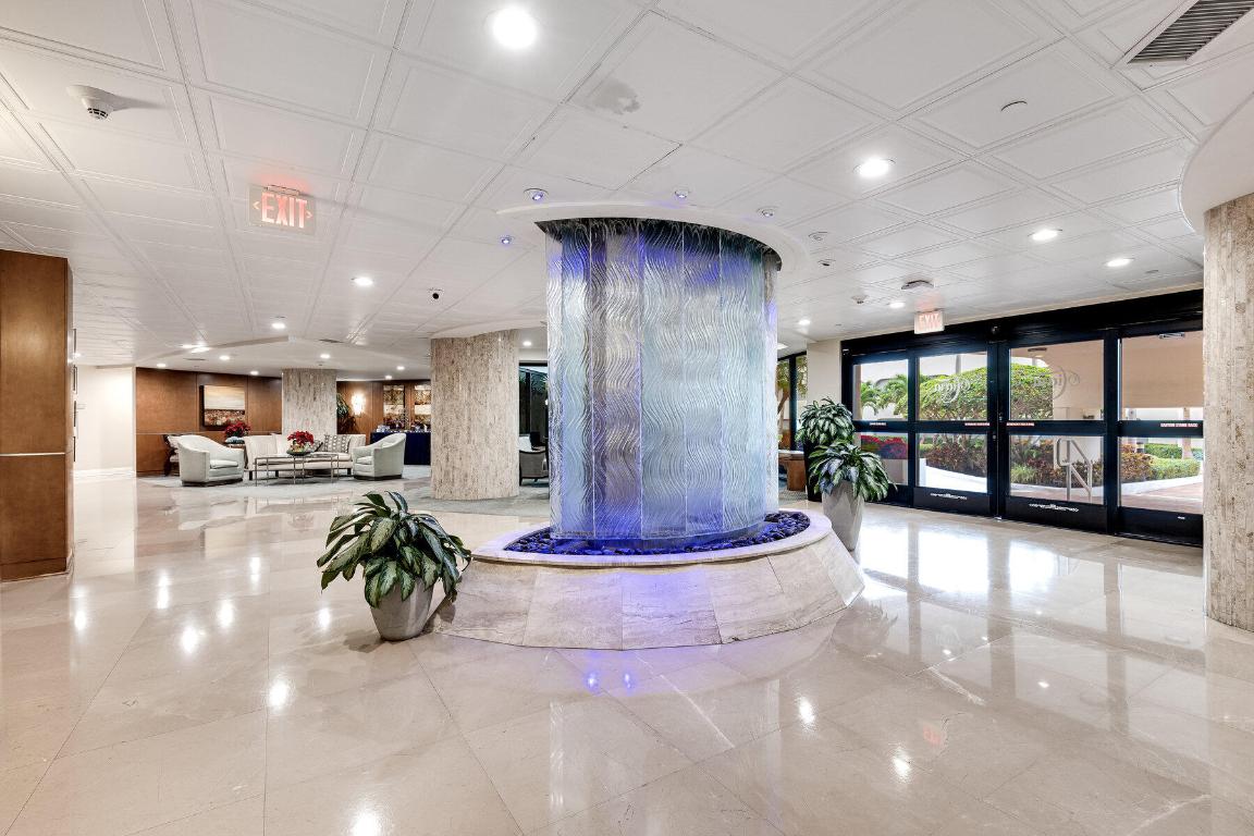 TIARA CONDO - Residential