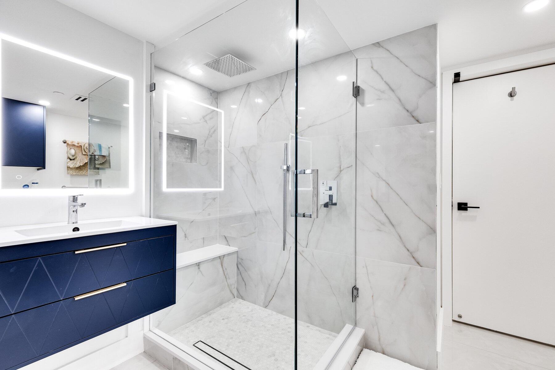 TIARA CONDO - Residential