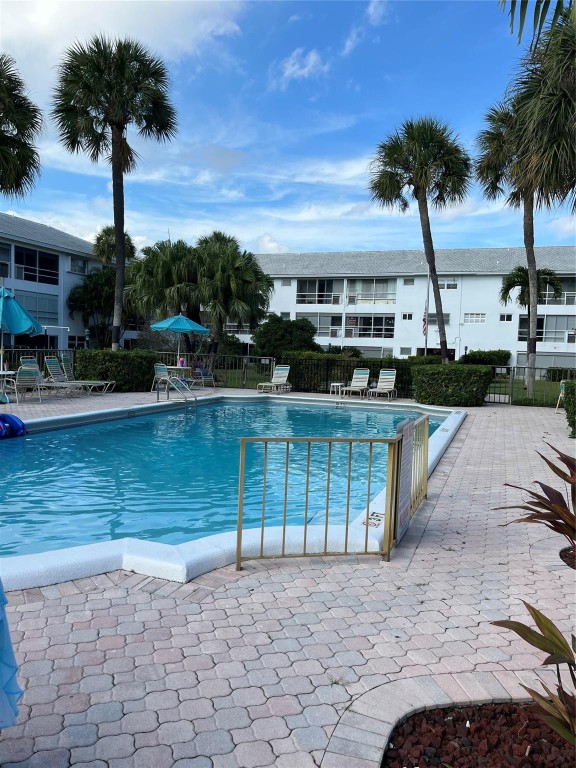 Lighthouse Point Gardens - Residential